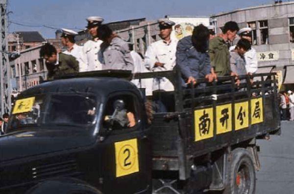 死刑现场图片:死刑犯注射执行死刑，受害家属可以要求观看吗？