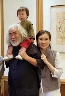 杜飞虹:杜星霖张纪中老是秀恩爱，你们怎么看