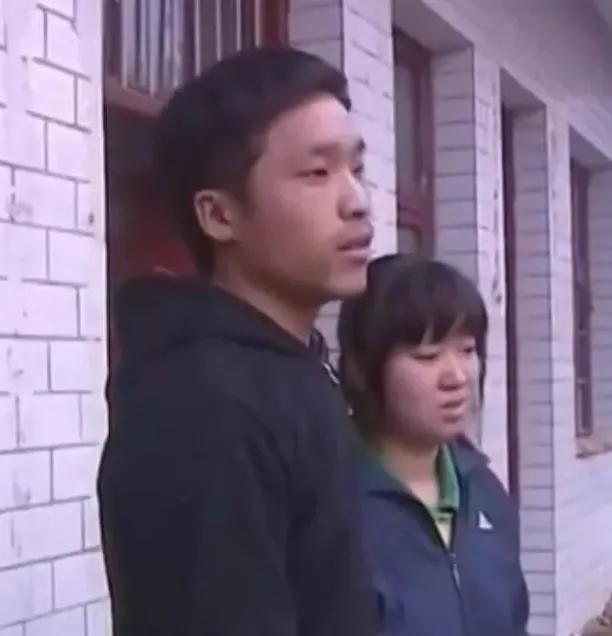 曝王菲答应婚事:父母不同意我跟我男朋友在一起，男朋友提议让我先怀孕可行吗？