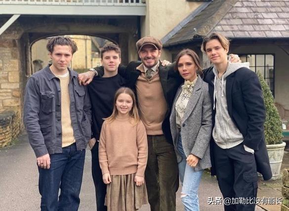 贝克汉姆和维多利亚当年是如何走在一起的？为什么很多球迷认为贝嫂毁了小贝的生涯？插图56