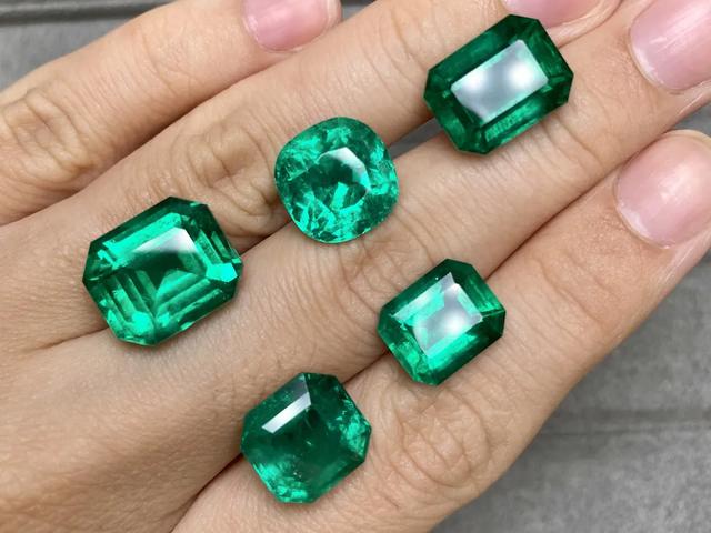 祖母绿照片,祖母绿一定要买木佐绿吗？