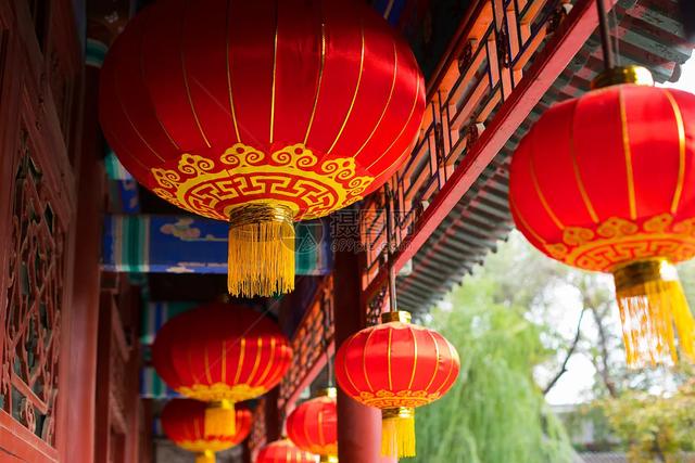 有哪些「年味儿」满满的春节<a href=https://maguai.com/list/83-0-0.html target=_blank class=infotextkey>家居</a>布置