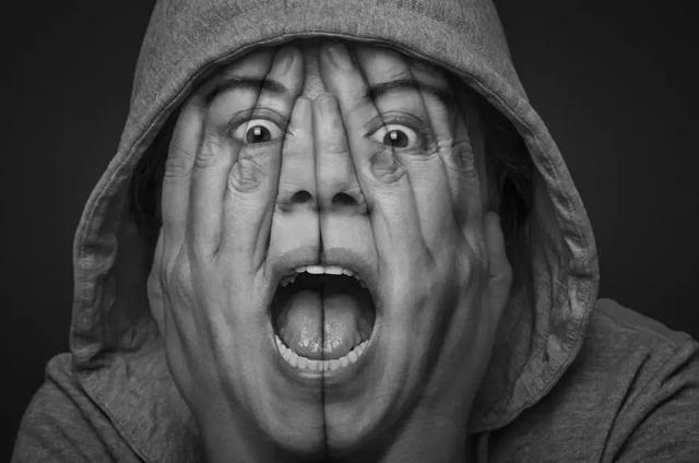 过去农村里有很多傻子,痴呆和疯子,如今很少见了,你怎么看?-生活百科