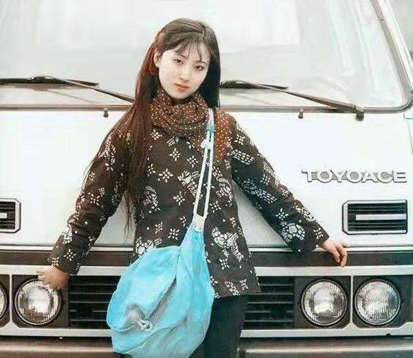 李娜为何出家:著名歌星李娜为什么会出家？