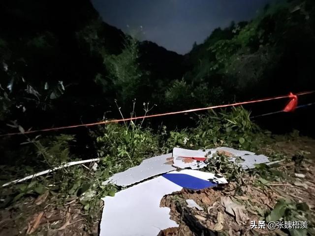 2016年失踪了的飞机在哪，东航3.21广西藤县飞机坠毁事件，我们最关心的是人，人去哪了