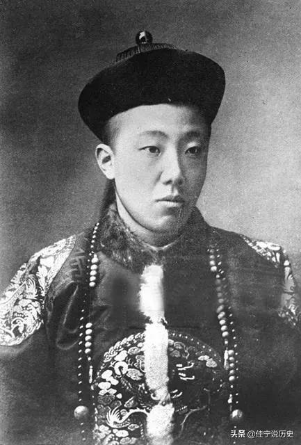 张默死了吗:房祖名与张默到底有多像？