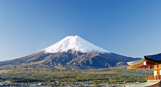 日本的富士山到底归谁所有？为什么日本每年还需要交租金？