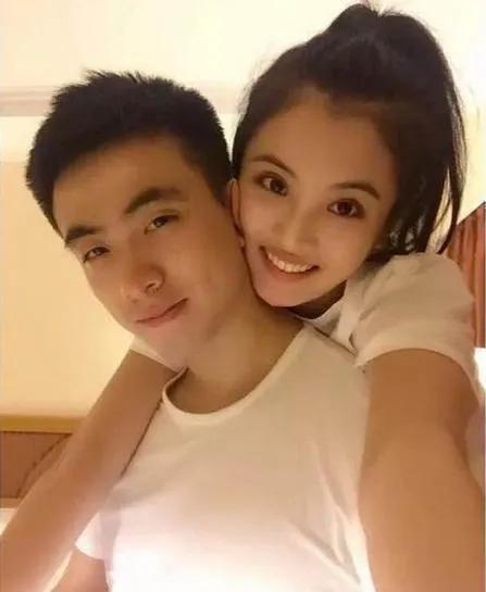 孙悦离婚:相声行业“跳门”现象很多，为什么有人遭诟病有人被尊重
