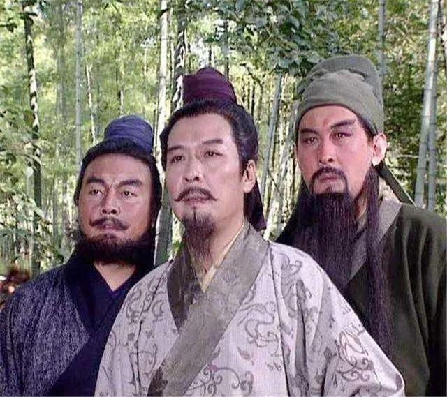 北京名仕犬业视频:现在什么样的职业最吃香？