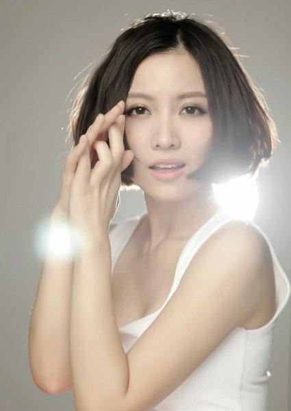 姚贝娜歌曲:歌手姚贝娜是一个什么样的人，在乐坛有何造诣？