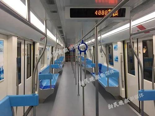 上海地铁几点开始挤？鄙人打算到上海就业,不知道地铁交通运营情况如何,网络上似乎说的很恐怖？