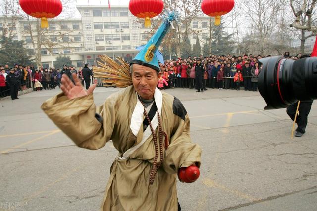 用拖鞋测试房间里有鬼,谁经历过，鬼打墙，鬼压身，灵魂出窍？