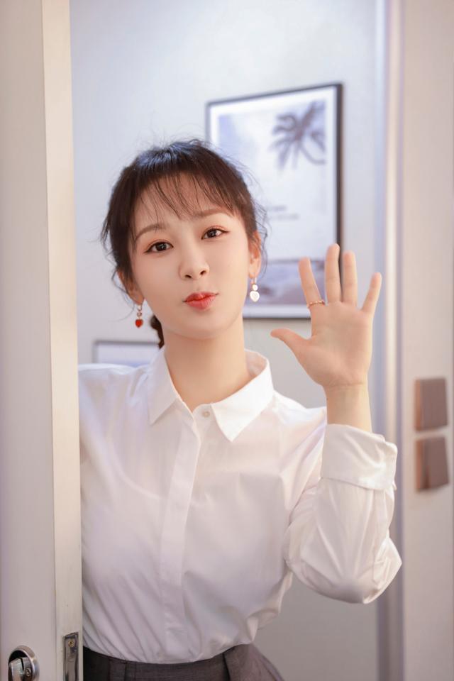 杨紫出演的《沉香如屑》火爆程度会超过之前主演的《香蜜》吗？插图1