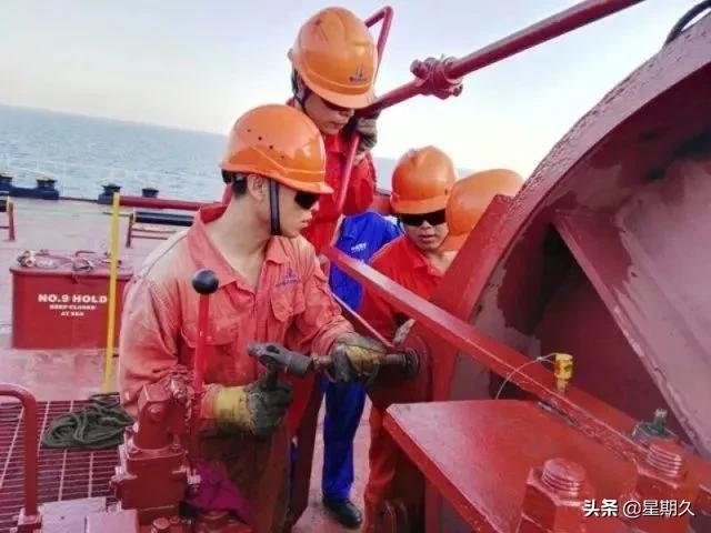 阿拉爱上海油:在油化船上做船员怎么样呢是不是比散货船的工资高