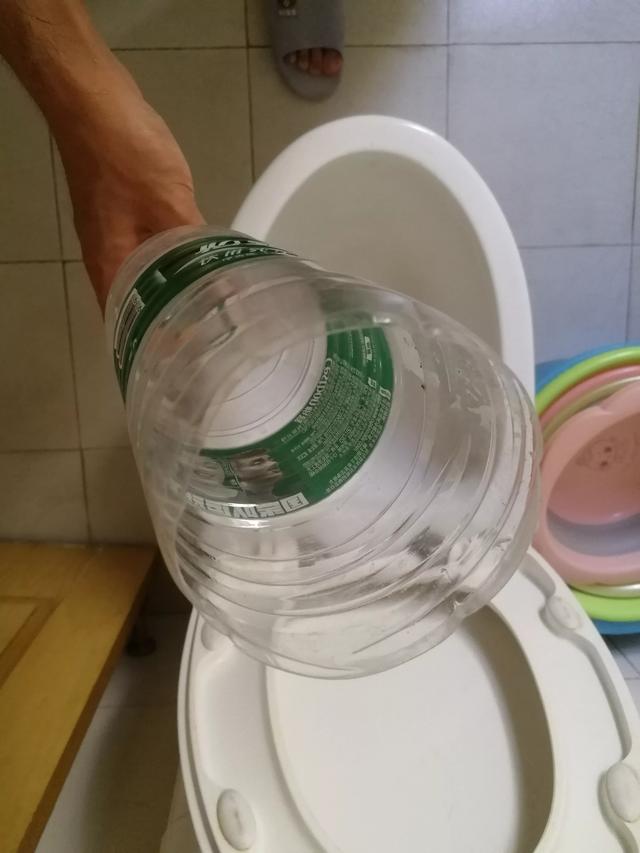 苦力泥鳅:去菜市场买泥鳅，怎么辩别是野生的还是养殖的？有什么技巧？
