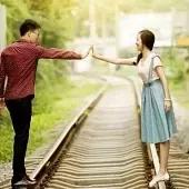 你老婆是女演员,被张艺谋相中要和梁朝伟演吻戏,你同意吗？