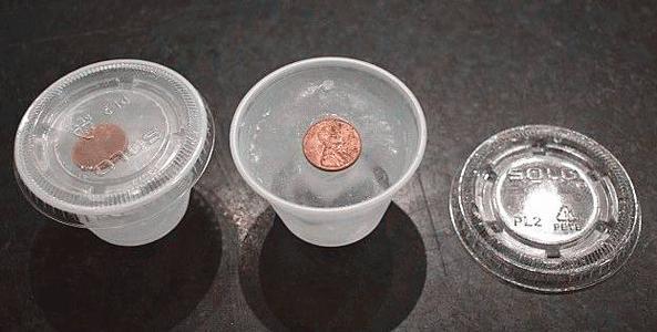 出远门时，为什么要给冰箱里放一枚硬币？插图62