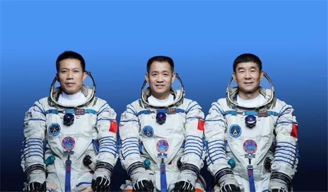 神舟11:“神舟十二号”飞船返回地面，为什么选在了东风着陆场