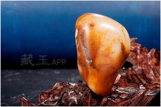 怎么鉴别和田玉的真假,如何辨别和田玉秋梨皮的真假？