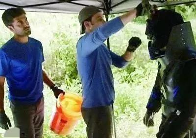 蟒蛇生吞活人:巨蟒的绞杀力到底有多恐怖普通人遭遇巨蟒该怎么办