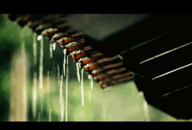 请写一首题为春雨的诗,要求诗句中不带春和雨字,你会怎么写？