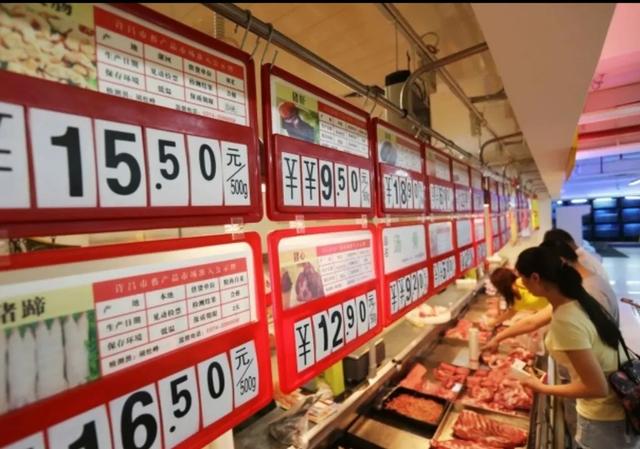 近一周新闻热点事件，猪肉跌至“白菜价”，蛋价如期走跌，牛羊行情撑不住，发生了啥