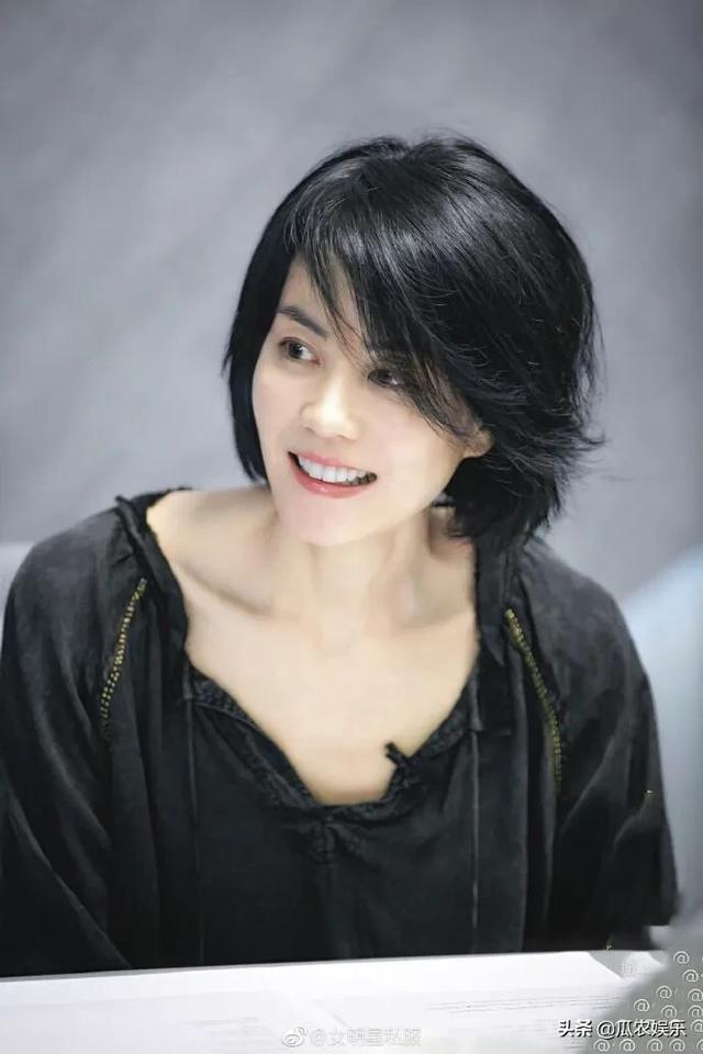 周杰伦江苏卫视:如果王菲和周杰伦参加同一档节目，谁在海报C位谁的乐坛地位高