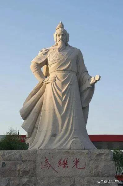 头条问答 - 卫青,李靖,岳飞,戚继光,吴起这几人中,谁的综合军事实力