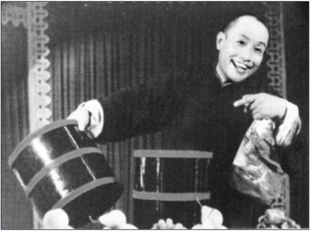 杨少华个人资料简介:杨少华真的是海清吗？为什么他的师承在相声界一直都有争议？