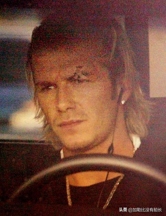 贝克汉姆和维多利亚当年是如何走在一起的？为什么很多球迷认为贝嫂毁了小贝的生涯？插图63