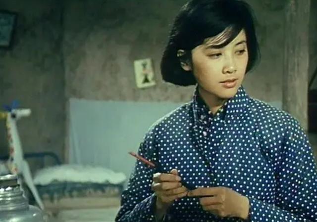 张培萌:张培萌保持的100米原全国纪录是多少秒？