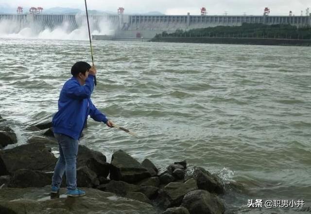 小时候听过哪些渗人可怕的故事吗？
