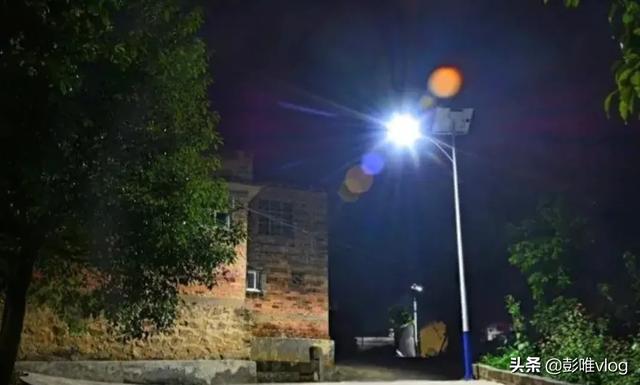 半夜跑外卖的灵异事件:为什么农村的老人说:半夜12点以后有人敲门，千万不要开？
