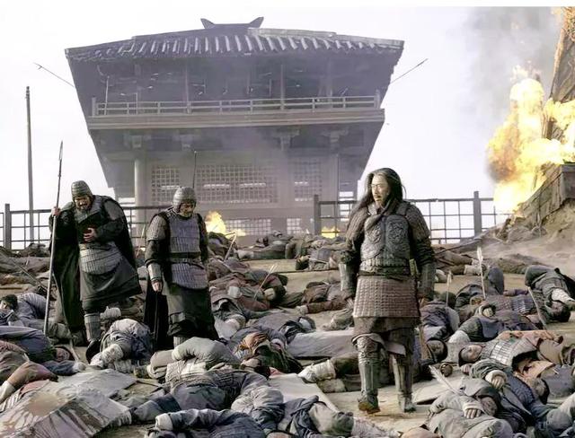 古代攻城战为什么城门被破后,守军宁可突围撤退也不肯巷战?