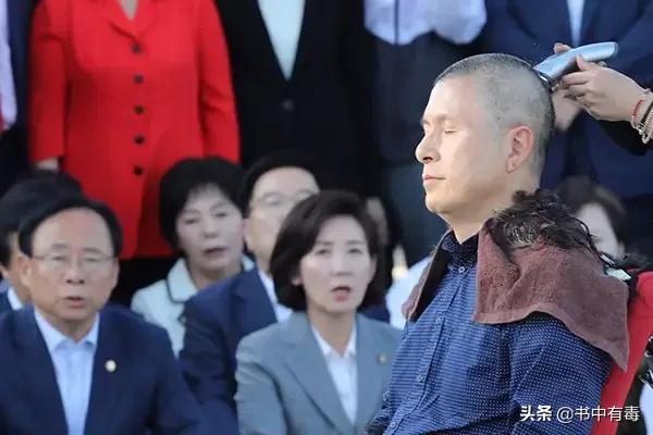 色很久最新:刘强东在美涉性侵女大学生一事，真相可能是什么？