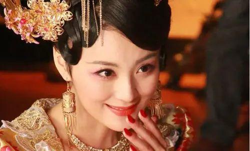 冯丹滢:隋文帝杨坚为什么将尤物冯小怜转手予人？