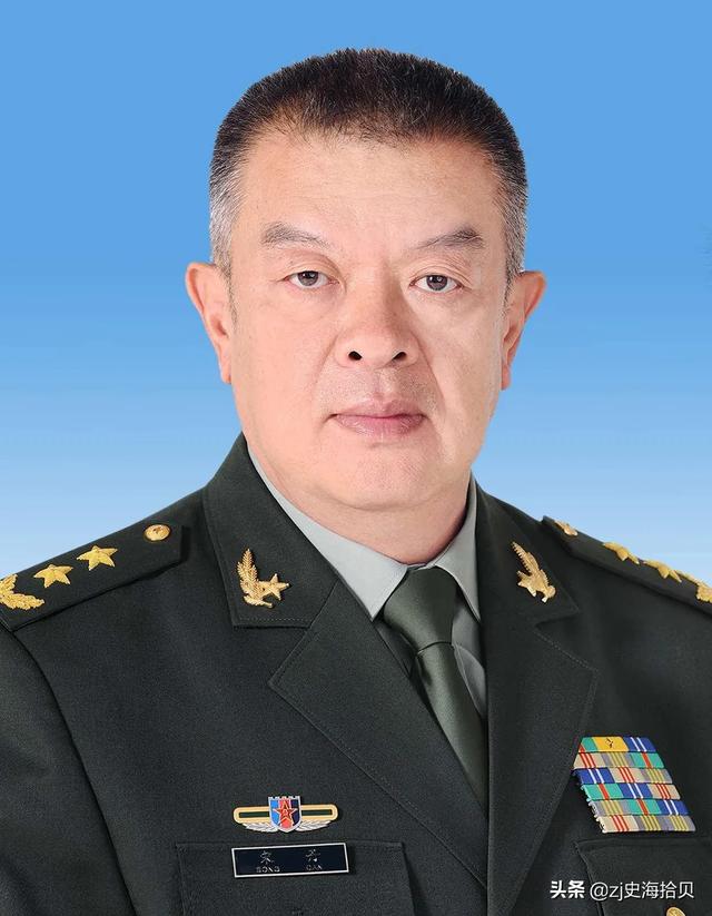 欧阳春将军简历:俄为叙军第25特战师新师长授勋，老师长哈桑去哪了？