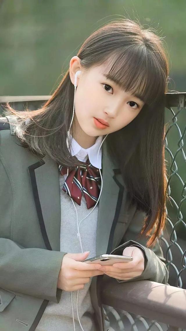 在抖音上有哪些好看的美女？