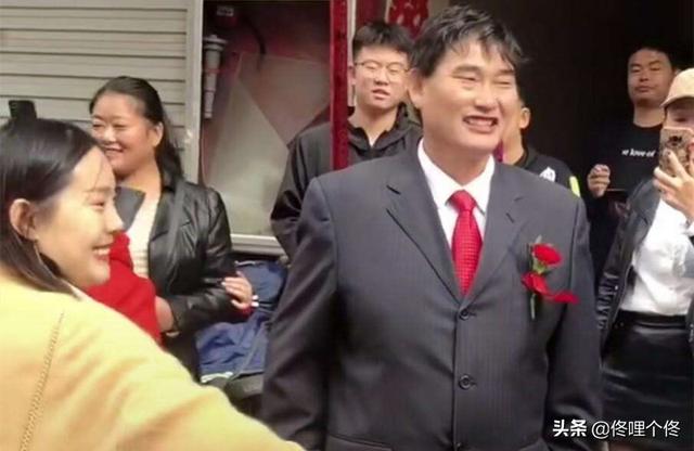 朱之文离婚:朱之文孩子离婚问题反复在平台上炒作，是传播正能量还是负能量？
