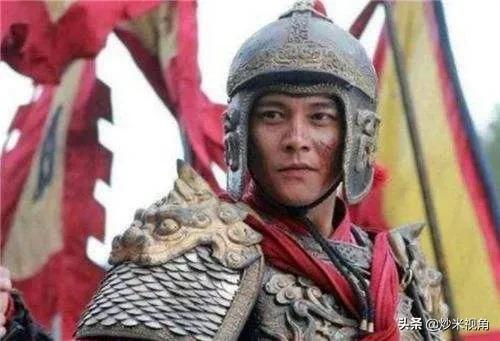 为什么明朝允许沐英镇守云南,而清朝不允许吴三桂的存在？
