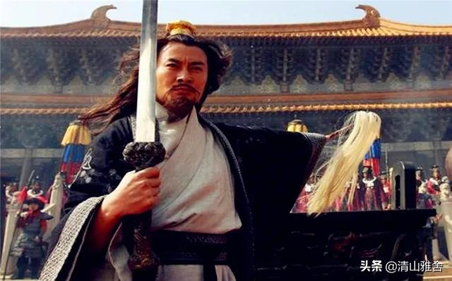 水浒人物排名:水浒书中，你心中的战力排行前十名是？梁山好汉有几人能上榜？