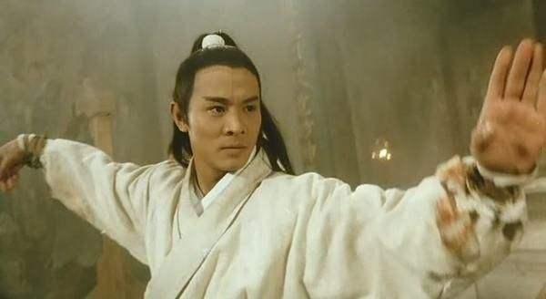 张无忌会九阳神功、乾坤大挪移、太极拳、圣火令武功,哪一种最强？