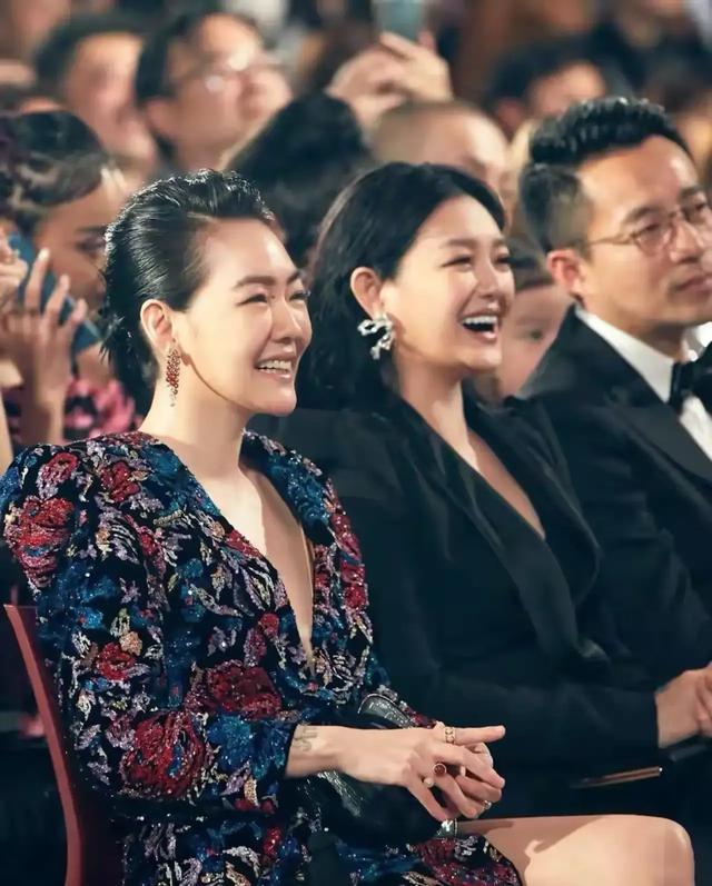 伊能静谈婚变原因:大S汪小菲离婚了，你还相信爱情吗？