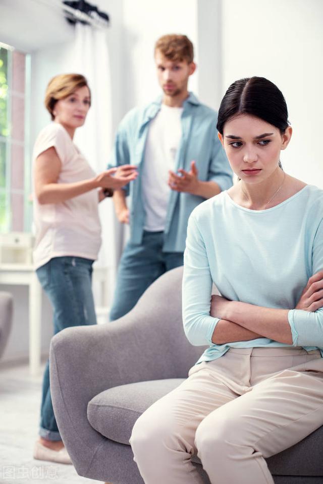 吴倩怀孕结婚:女子怀孕9个月男友悔婚婆家:倒贴10万可以娶她对此你怎么看