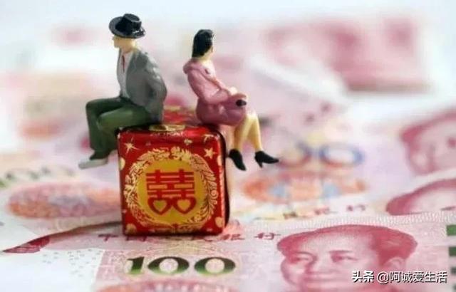 父亲向女儿前男友求婚:怕女儿霸占家产，辽宁一父亲亲手杀死女儿及其男友，你怎么看