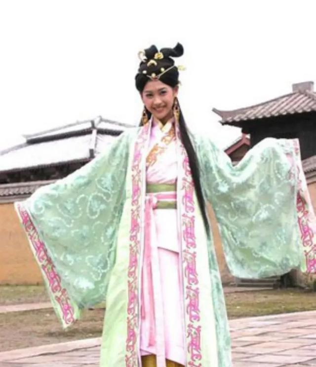 李延年是谁的儿子:北方有佳人”说的是中国古代哪位美女？