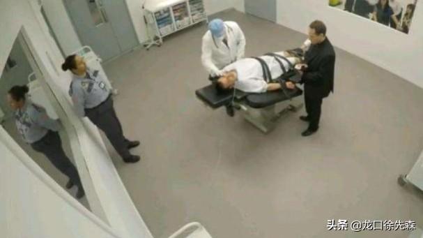 汤灿被执行死刑原因:死刑犯执行枪决前1分钟，内心恐惧到极点，会被吓死而不枪决吗
