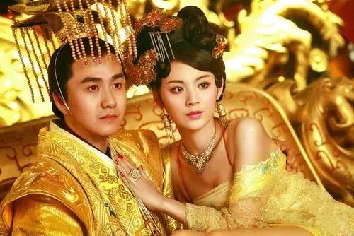 冯丹滢:隋文帝杨坚为什么将尤物冯小怜转手予人？
