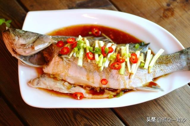 那些鱼是深海鱼?:鲜嫩还没腥味的海鱼，究竟都是哪几种常见的鱼？