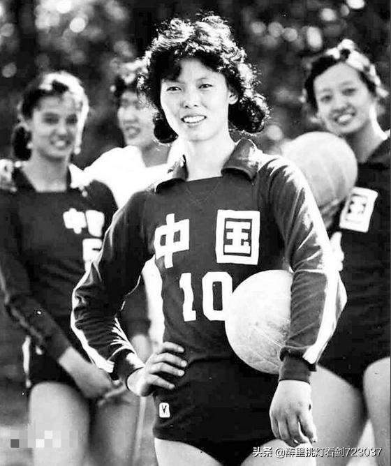 女排陈招娣:中国女排史上最强接应周苏红是怎样的存在？